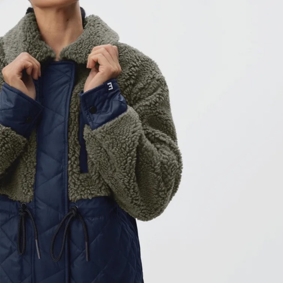 EVERLANE | The Quilted Teddy Coat - Picture 1 of 5